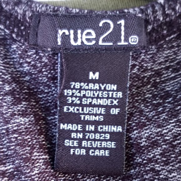 Rue 21 Open Back Long Sleeve Dress top - Picture 9 of 9